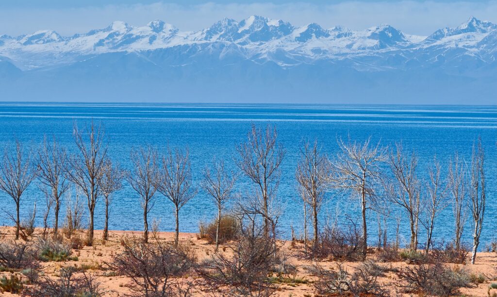issyk-kul-lake-photo-by-valery-tutykhin